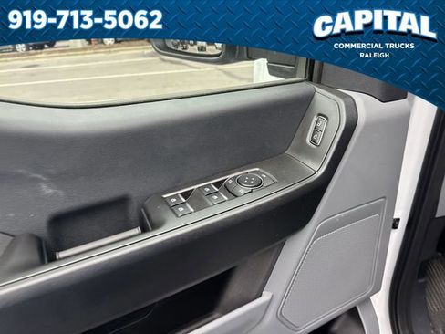 New 2026 Ford F250 XL w/ XL Chrome Package image 21