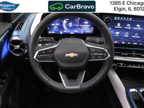 Certified 2025 Chevrolet Equinox EV LT FWD image 15