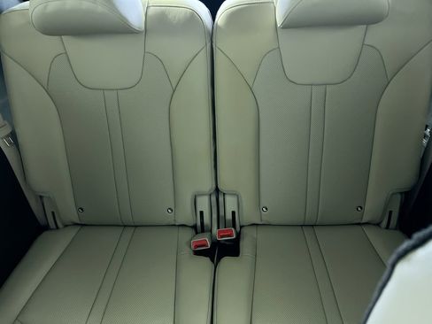 Certified 2023 Kia Sorento SX Prestige w/ Panoramic Sunroof Package image 27