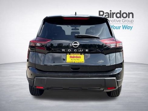 Used 2024 Nissan Rogue S AWD/4WD image 6