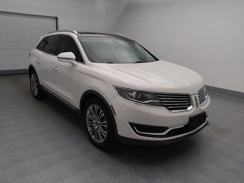 Used 2016 Lincoln MKX Reserve w/ Technology Package FWD image 13