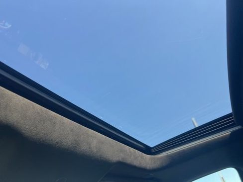 Used 2023 GMC Sierra 1500 AT4X image 35