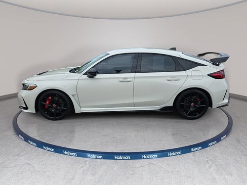 Used 2024 Honda Civic Type R image 9