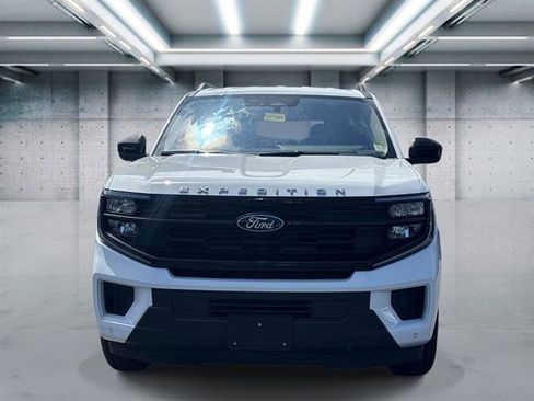 Used 2025 Ford Expedition Max Active AWD/4WD image 23