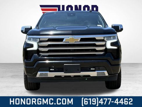 Used 2022 Chevrolet Silverado 1500 High Country image 8