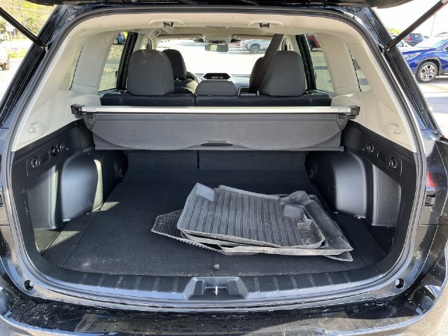 Used 2023 Subaru Forester Premium AWD/4WD image 23