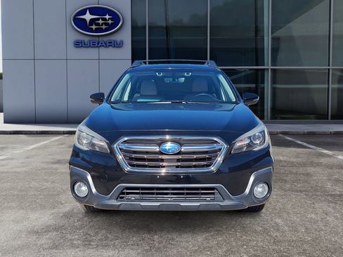 Used 2018 Subaru Outback 2.5i Limited image 3