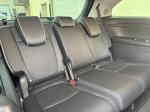 Used 2024 Honda Odyssey Elite image 43