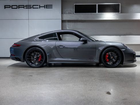 Used 2018 Porsche 911 Carrera GTS RWD image 9
