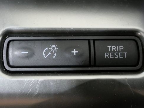 Used 2023 Nissan Maxima SV w/ Floor Mat Group image 12