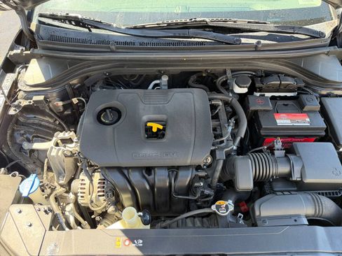 Used 2020 Hyundai Elantra SEL w/ Cargo Package (C1) FWD image 32