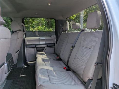 Used 2022 Ford F350 XLT w/ XLT Premium Package AWD/4WD image 21