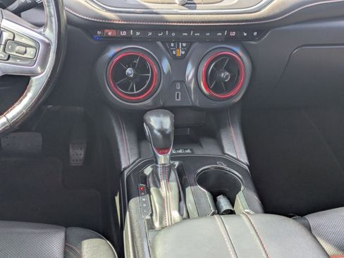 Used 2021 Chevrolet Blazer RS w/ Enhanced Convenience Package image 18