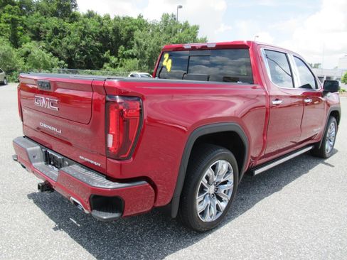 Used 2024 GMC Sierra 1500 Denali AWD/4WD image 7