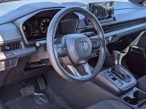 Used 2024 Honda CR-V Sport image 11