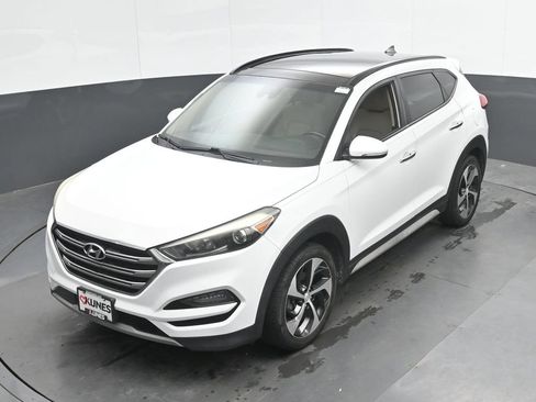 Used 2017 Hyundai Tucson Limited w/ Limited Ultimate Package 03 AWD/4WD image 27