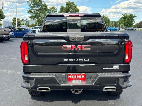 Used 2021 GMC Sierra 1500 Denali w/ Denali Ultimate Package AWD/4WD image 3