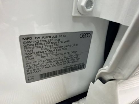 Used 2024 Audi Q3 2.0T Premium AWD/4WD image 34
