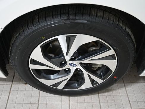 Used 2023 Subaru Legacy Premium image 17