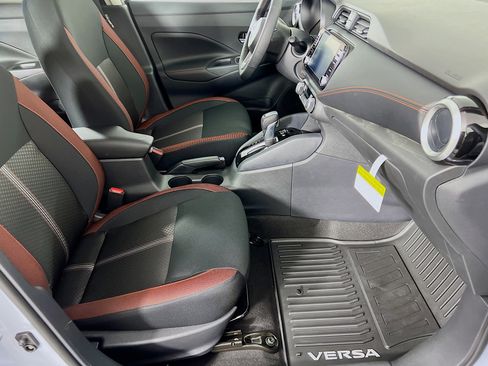 New 2025 Nissan Versa SR w/ Trunk Package image 22