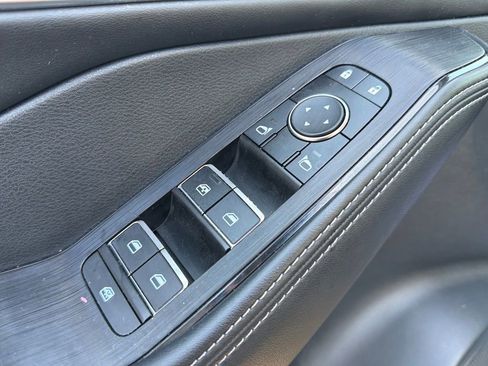 Used 2023 Nissan Rogue Platinum w/ Platinum Premium Package image 14