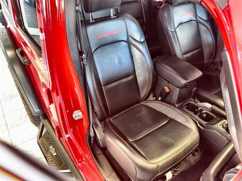 Used 2018 Jeep Wrangler Unlimited Rubicon image 24