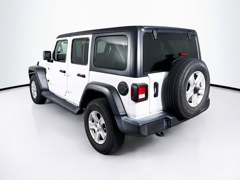 Used 2022 Jeep Wrangler Unlimited Sport image 27