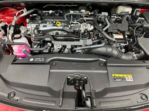 Used 2025 Toyota Prius XLE image 67