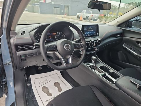 Used 2025 Nissan Sentra SR image 20
