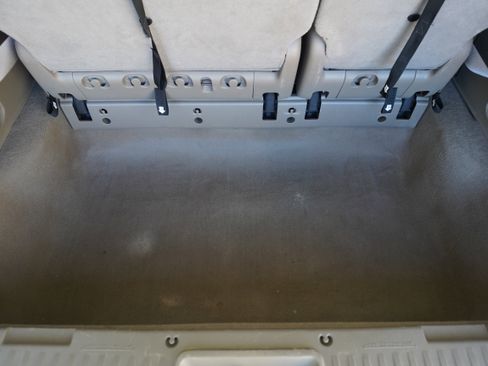 Used 2014 Chrysler Town & Country Touring-L w/ Driver Convenience Group image 28