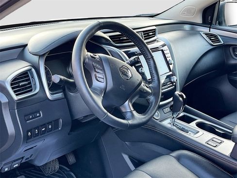 Used 2021 Nissan Murano SL image 9