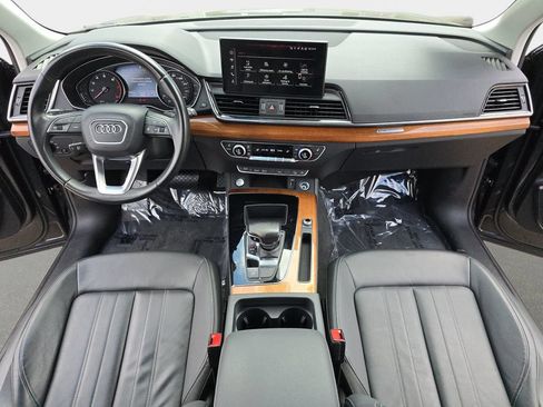 Used 2023 Audi Q5 2.0T Premium w/ Convenience Package AWD/4WD image 10