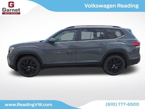 New 2026 Volkswagen Atlas SE image 2