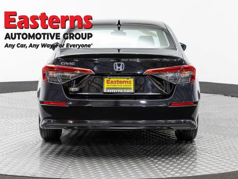 Used 2022 Honda Civic LX image 6