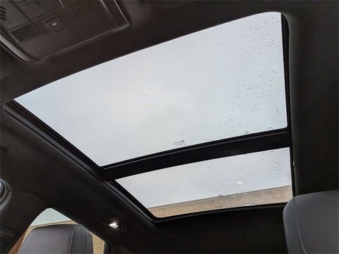 Certified 2023 Cadillac XT5 Premium Luxury image 18