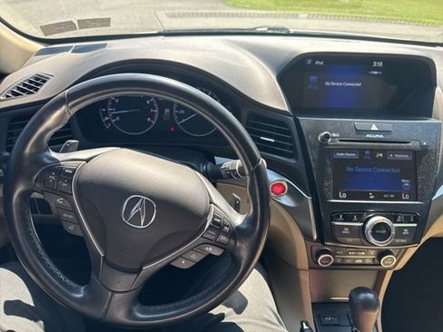 Used 2016 Acura ILX FWD image 11