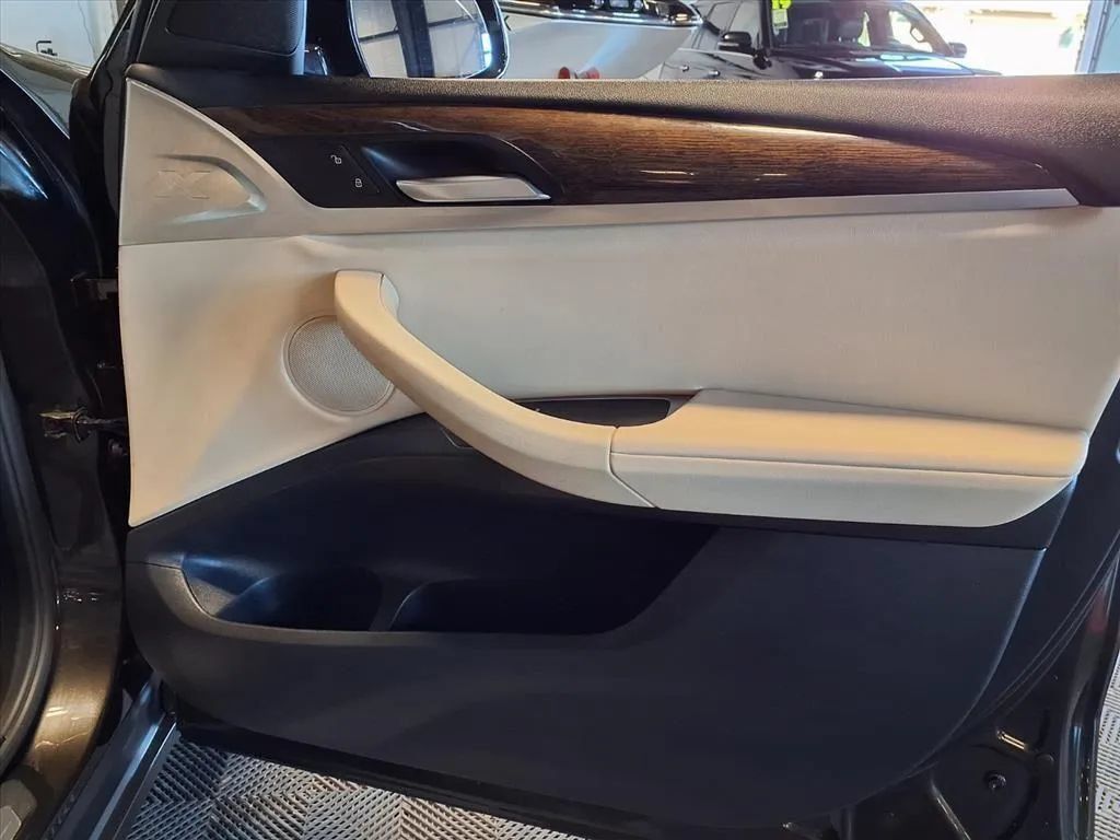 Used 2019 BMW X3 xDrive30i AWD/4WD image 13