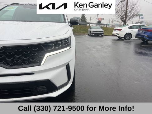 Certified 2023 Kia Sorento SX image 21