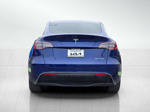 Used 2023 Tesla Model Y Long Range AWD/4WD image 5