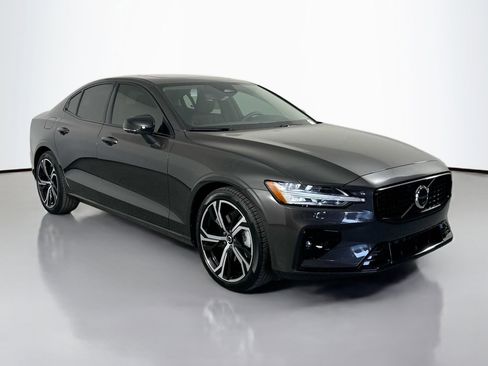 New 2025 Volvo S60 B5 Plus w/ Climate Package image 3