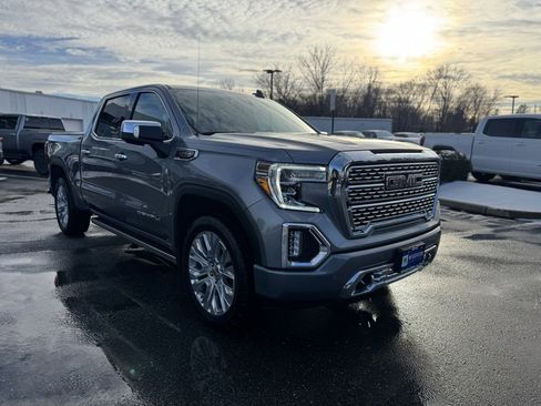 Used 2022 GMC Sierra 1500 Denali w/ Denali Premium Package image 8