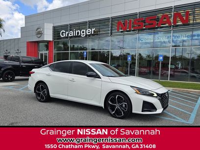 Used 2023 Nissan Altima 2.5 SR