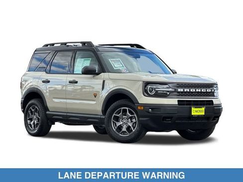 Used 2024 Ford Bronco Sport Badlands AWD/4WD image 2