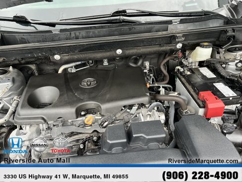 Used 2025 Toyota RAV4 XLE AWD/4WD image 13