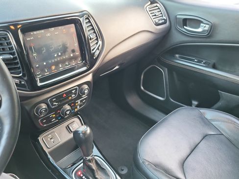 Used 2018 Jeep Compass Limited w/ Navigation Group image 15