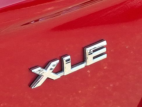 Certified 2020 Toyota Prius Prime XLE FWD image 33