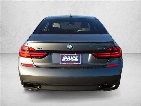 Used 2019 BMW 750i xDrive 750i xDrive w/ Executive Package image 7