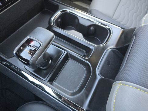 Used 2025 Chevrolet Silverado 1500 ZR2 w/ Technology Package image 35