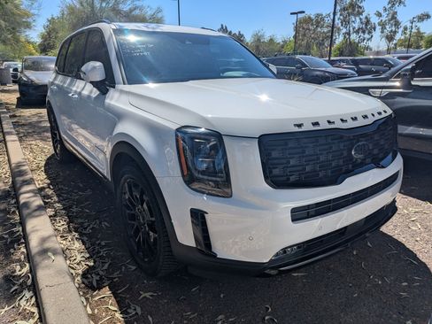 Certified 2021 Kia Telluride SX w/ SX Prestige Package image 2