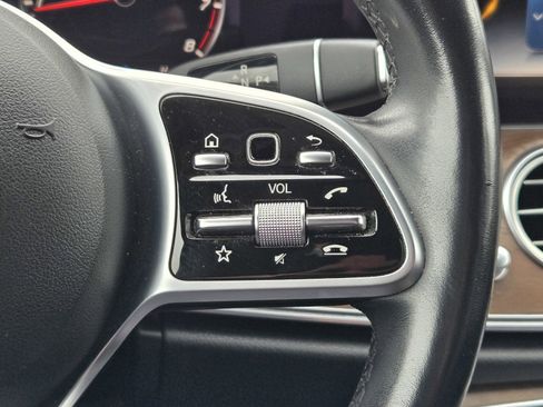 Used 2020 Mercedes-Benz E 350 4MATIC Sedan image 25